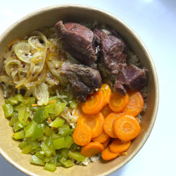 Sauté de bœuf aux légumes et riz